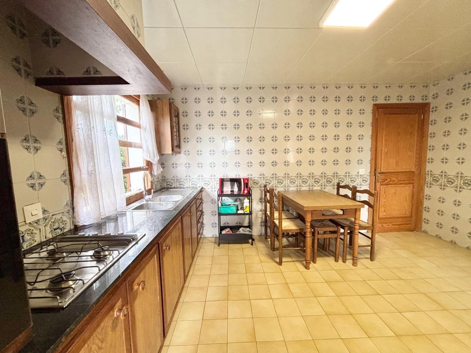 4 makuuhuone Huvila myytävänä paikassa Palmanyola mukana uima-altaan 
autotalli - 730 000 € (Ref: 9367453)