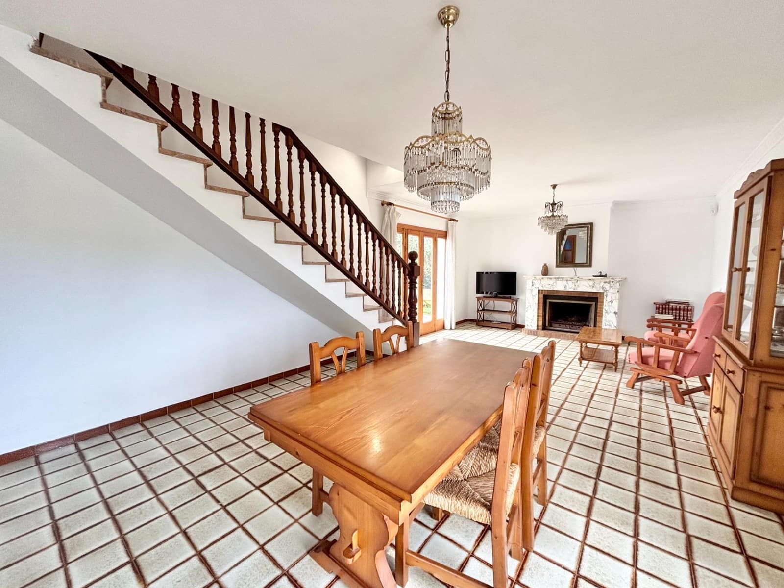 4 bedroom Villa for sale in Palmanyola with pool garage - € 695,000 (Ref: 9367453)