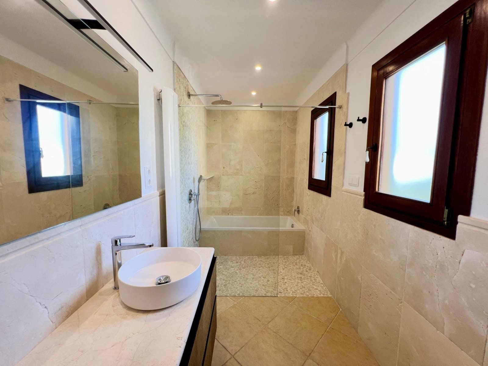 Casa de 5 habitaciones en Santanyí en alquiler con piscina garaje - 3.950 € (Ref: 9387870)