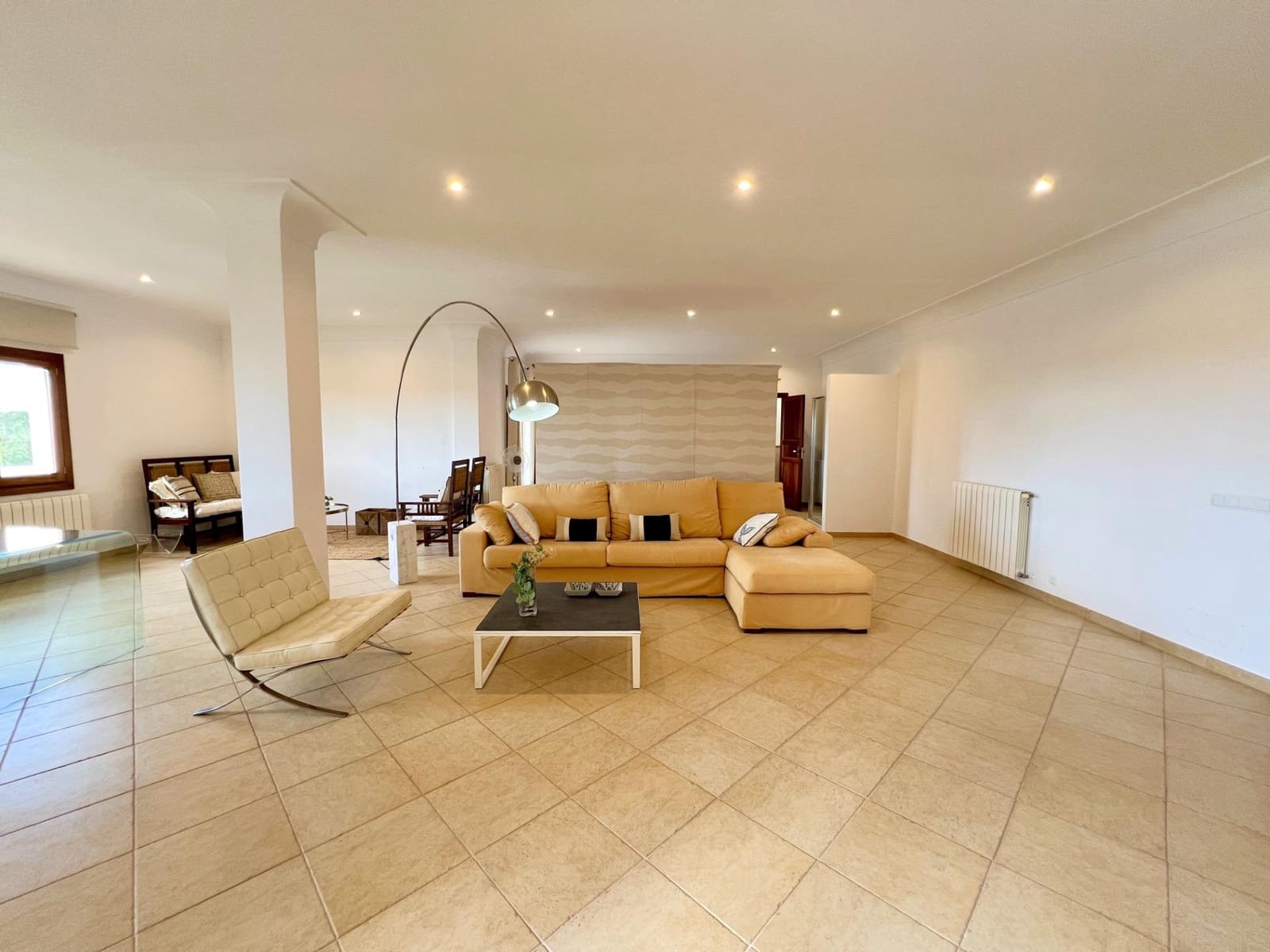 5 bedroom Townhouse for rent in Santanyi with pool garage - € 3,950 (Ref: 9387870)