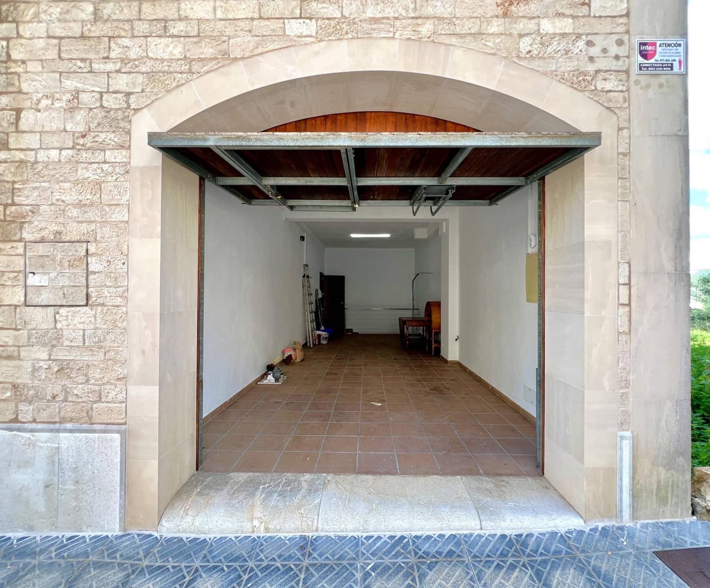 5 bedroom Townhouse for rent in Santanyi with pool garage - € 3,800 (Ref: 9387870)