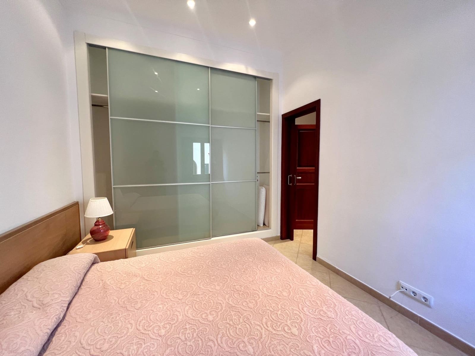 5 bedroom Townhouse for rent in Santanyi with pool garage - € 3,800 (Ref: 9387870)