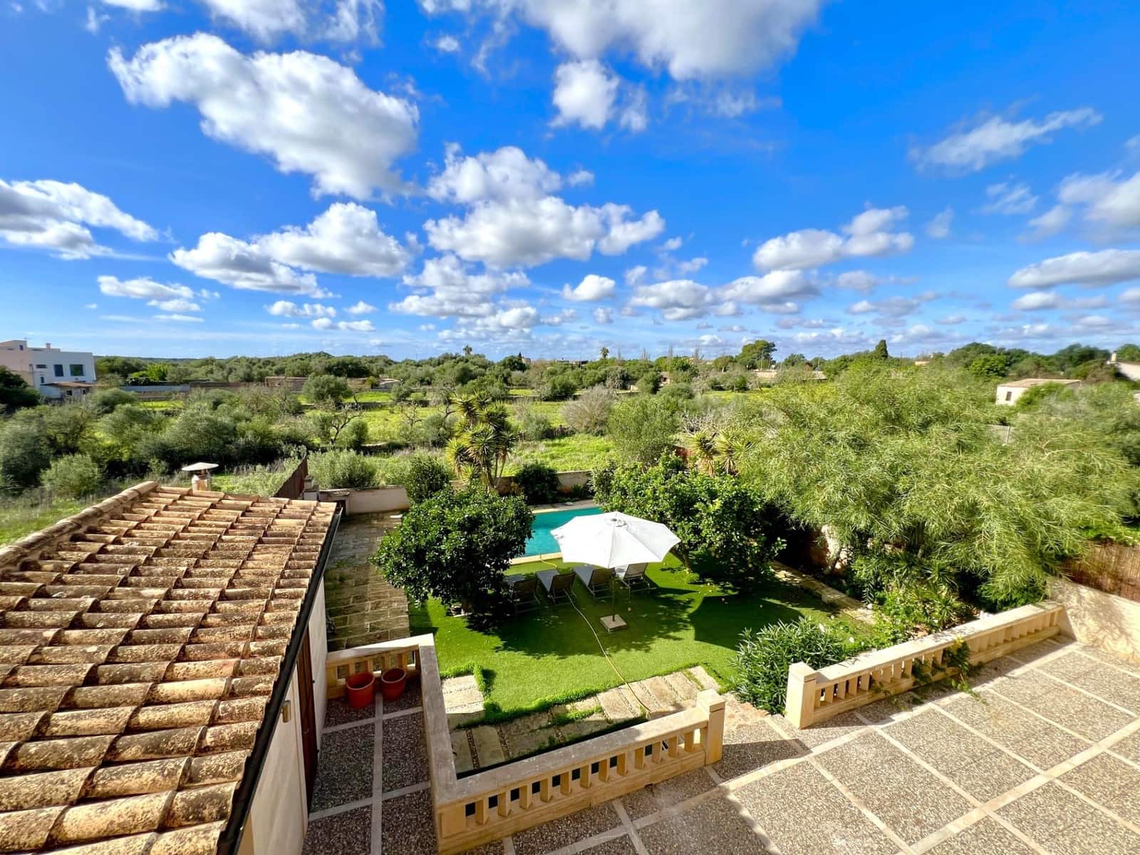 5 bedroom Townhouse for rent in Santanyi with pool garage - € 3,800 (Ref: 9387870)