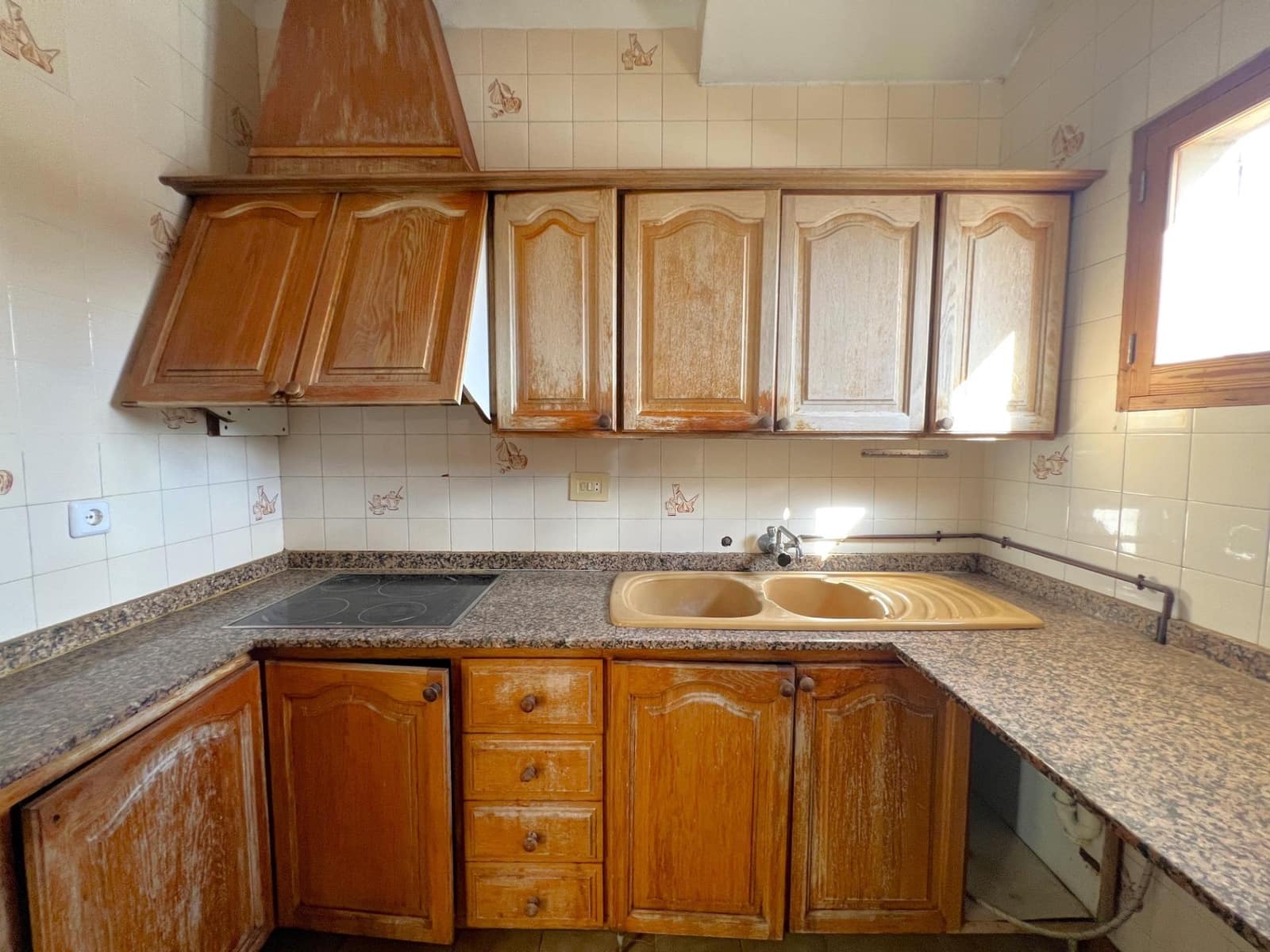 5 bedroom Townhouse for sale in Campos with garage - € 460,000 (Ref: 9387871)