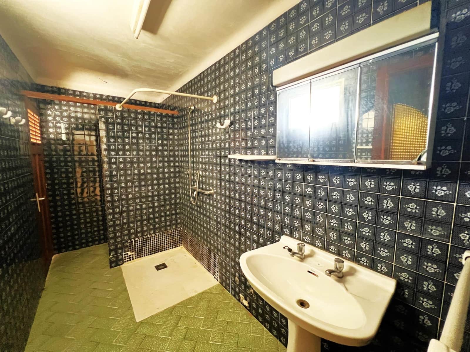 5 bedroom Townhouse for sale in Campos with garage - € 460,000 (Ref: 9387871)