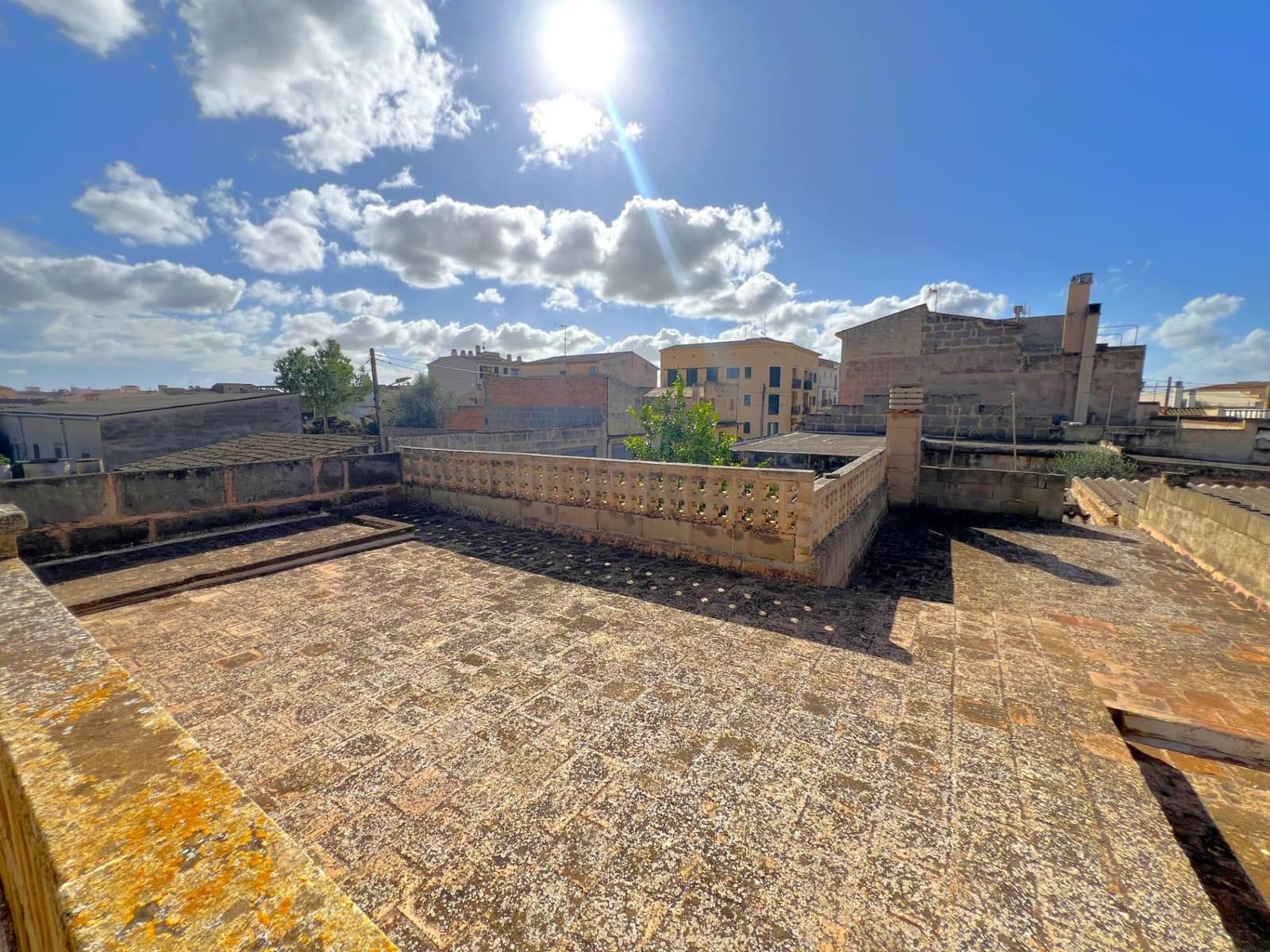 5 bedroom Townhouse for sale in Campos with garage - € 460,000 (Ref: 9387871)