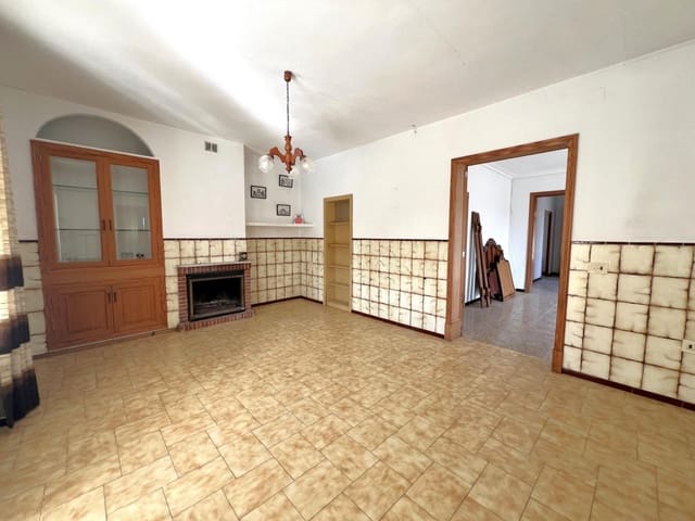 5 soveværelse Byhus til salg i Campos med garage - € 475.000 (Ref: 9387871)