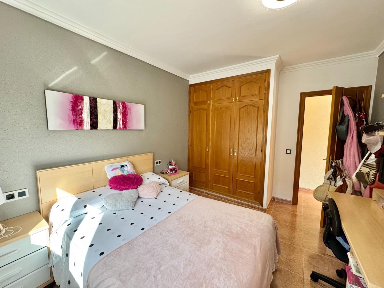 4 bedroom Townhouse for sale in Son Ferrer - € 749,000 (Ref: 9403379)