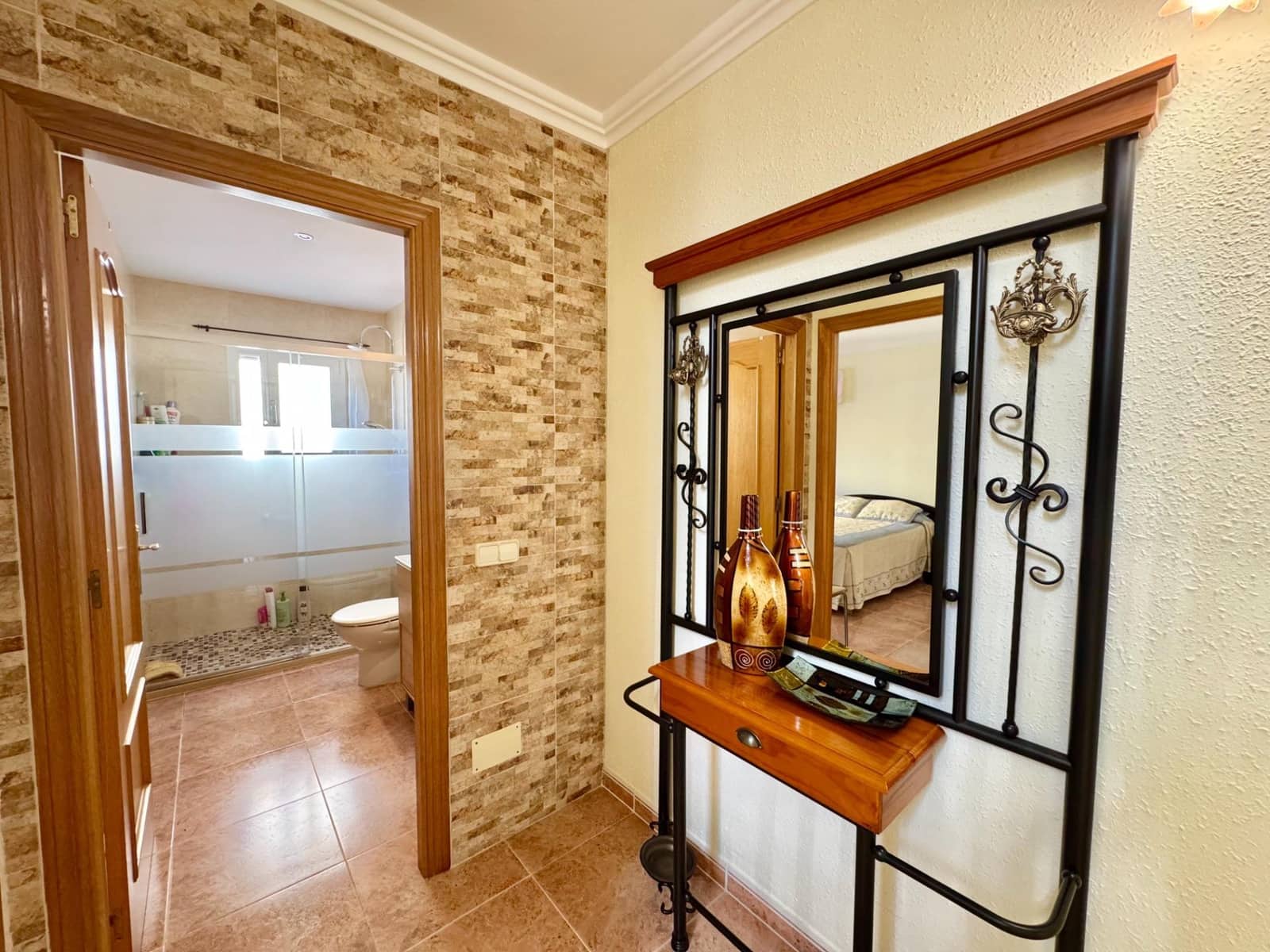 4 bedroom Townhouse for sale in Son Ferrer - € 749,000 (Ref: 9403379)