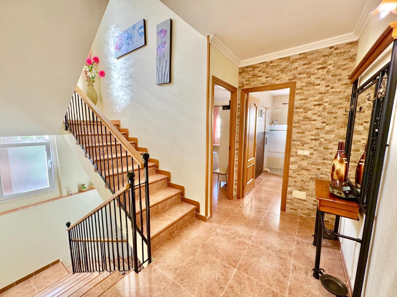 4 bedroom Townhouse for sale in Son Ferrer - € 735,000 (Ref: 9403379)