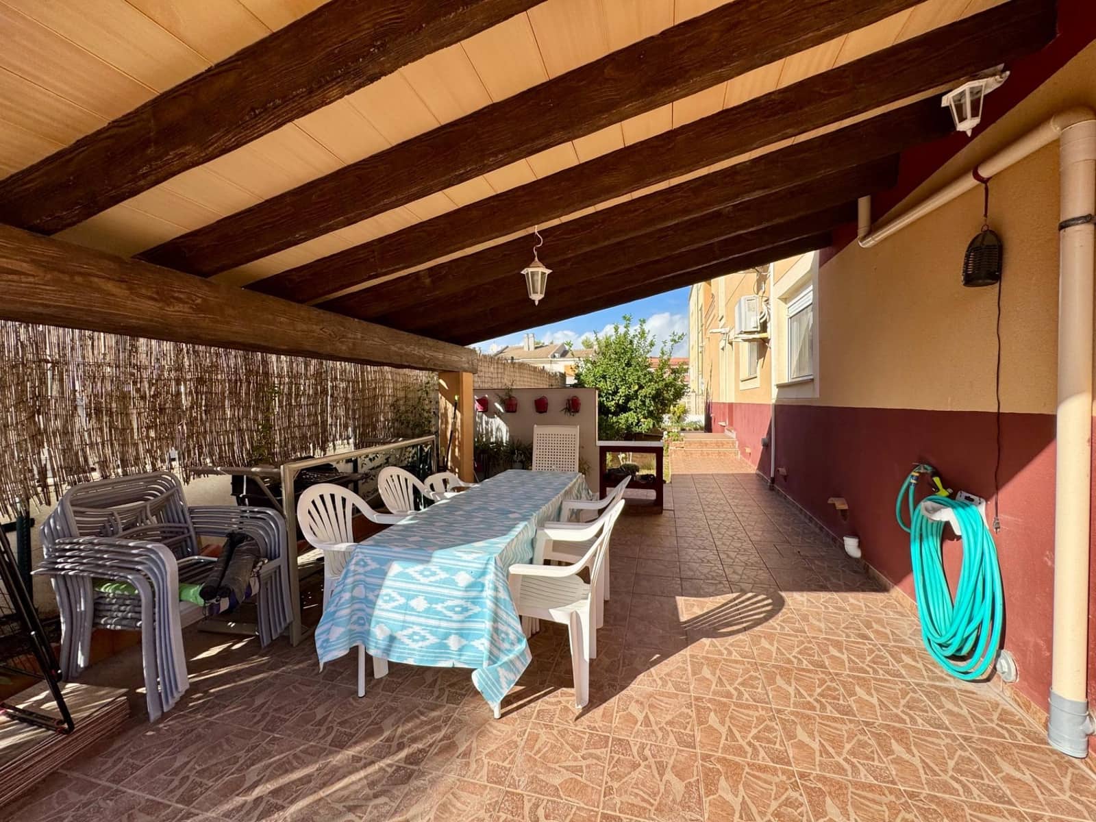 4 bedroom Townhouse for sale in Son Ferrer - € 735,000 (Ref: 9403379)