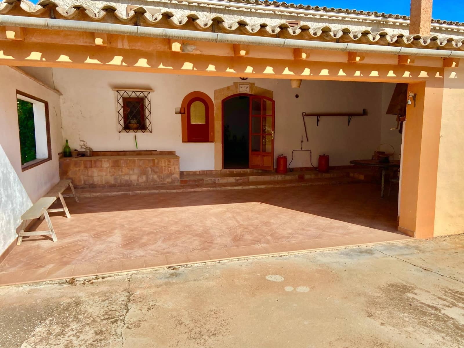 3 bedroom Finca/Country House for sale in Sant Joan with garage - € 760,000 (Ref: 9431049)