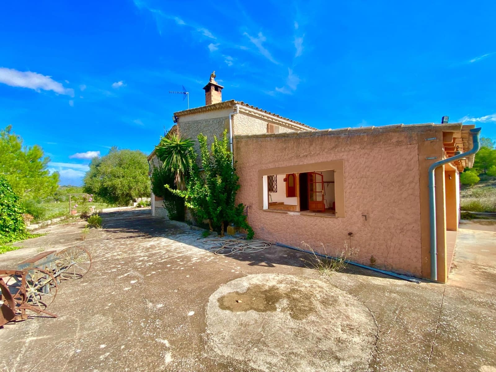 3 bedroom Finca/Country House for sale in Sant Joan with garage - € 760,000 (Ref: 9431049)