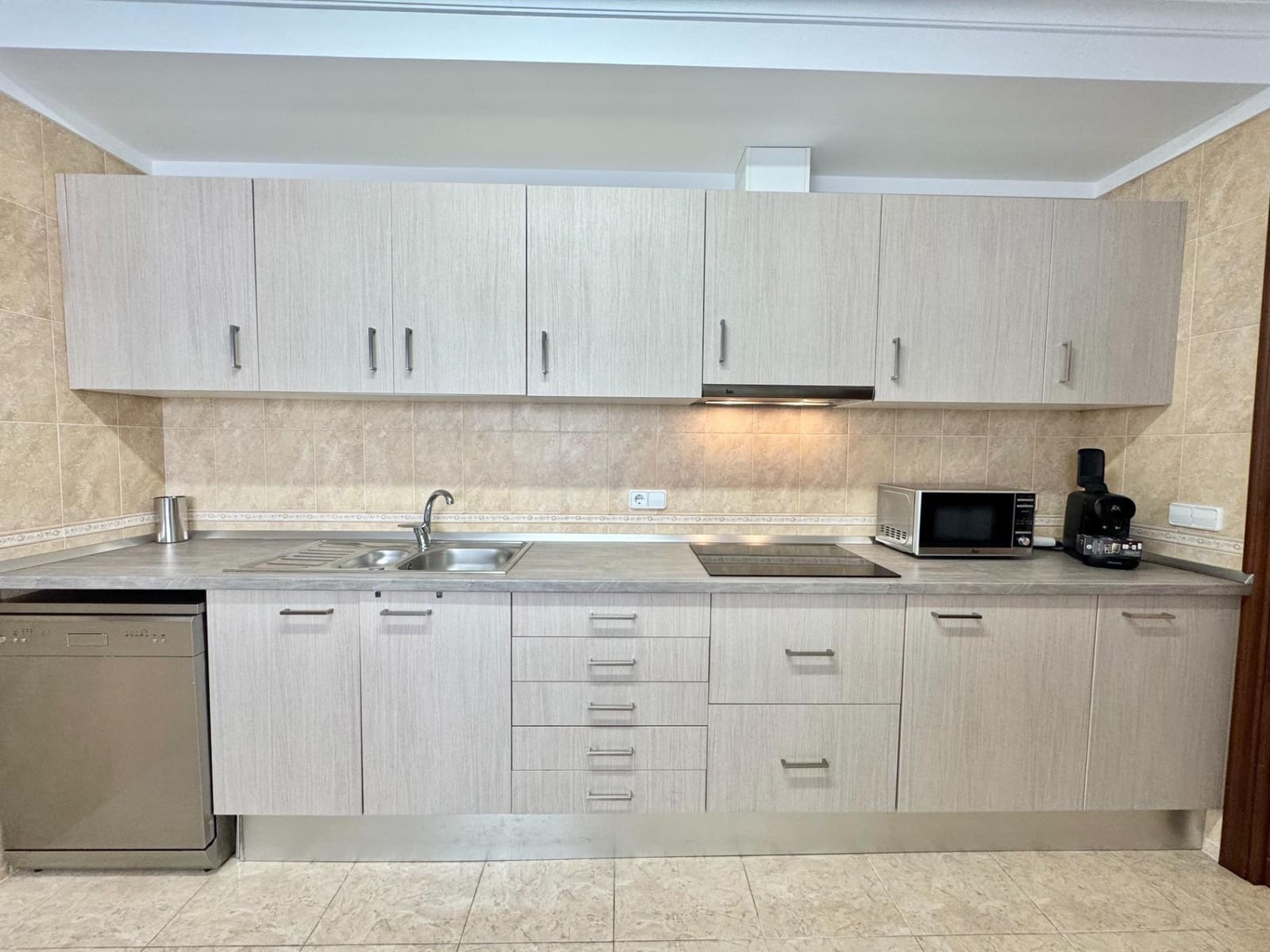 3 soveværelse Lejlighed til salg i Cala Ratjada med garage - € 460.000 (Ref: 9434663)