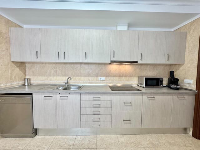 Piso de 3 habitaciones en Cala Ratjada, Capdepera en venta con garaje - 460.000 € (Ref: 9434663)