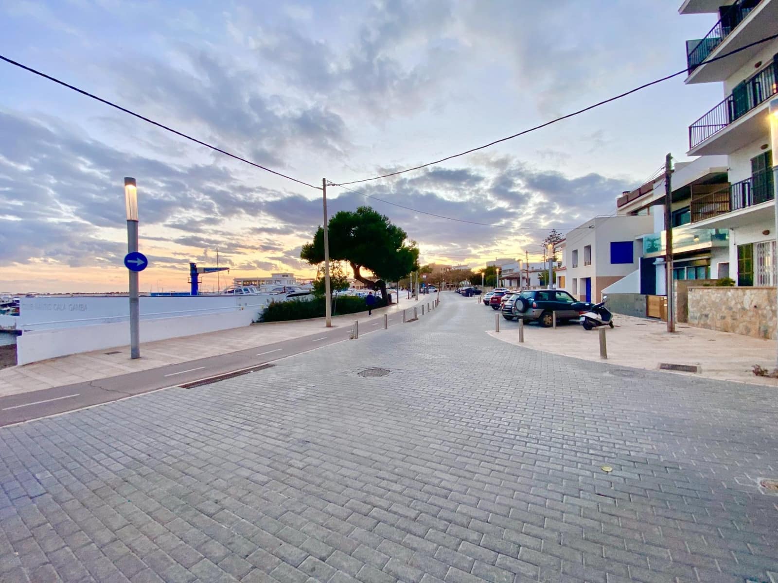 1 bedroom Commercial for sale in Coll d'en Rabassa - € 160,000 (Ref: 9440076)