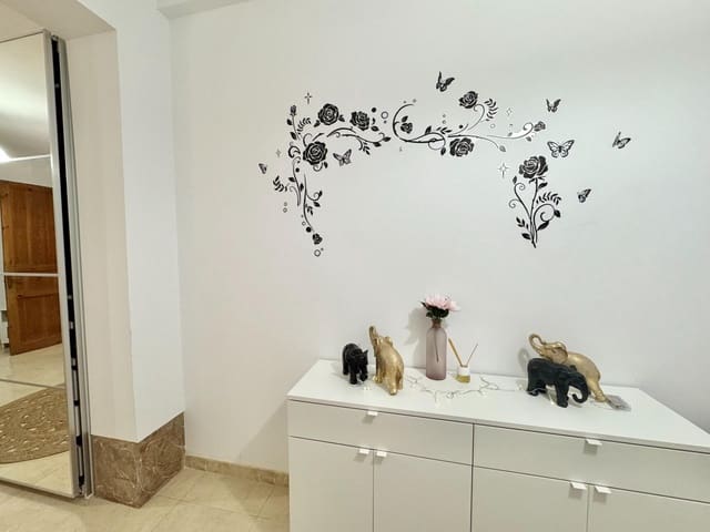 4 soveværelse Lejlighed til salg i Manacor - € 298.000 (Ref: 9440077)