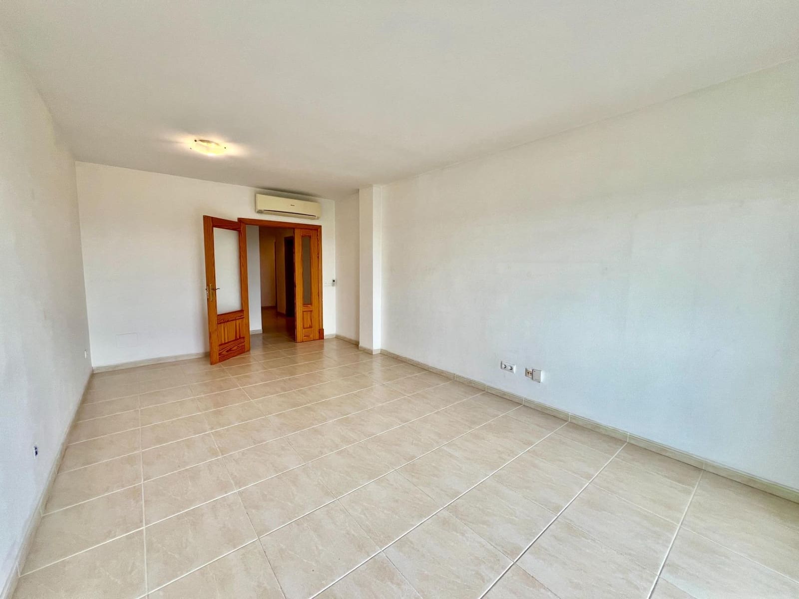 3 soverom Leilighet til salgs i Campos med garasje - € 299 000 (Ref: 9441359)