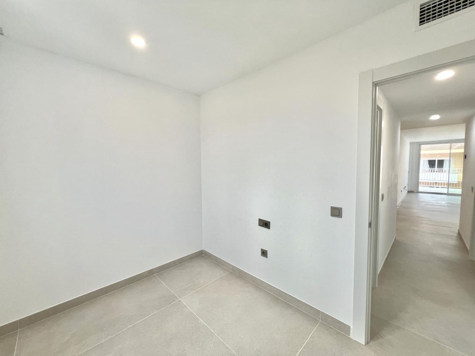 3 bedroom Flat for sale in Ses Salines - € 650,000 (Ref: 9449131)