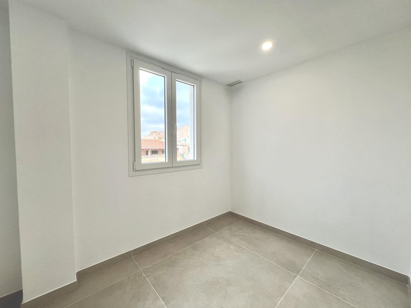 3 bedroom Flat for sale in Ses Salines - € 650,000 (Ref: 9449131)