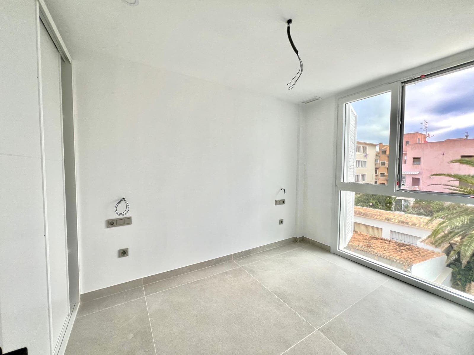 3 bedroom Flat for sale in Ses Salines - € 650,000 (Ref: 9449131)