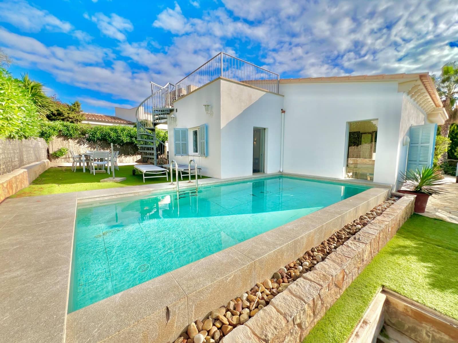 2 quarto Moradia para arrendar em Cala Figuera com piscina garagem - 2 700 € (Ref: 9456213)