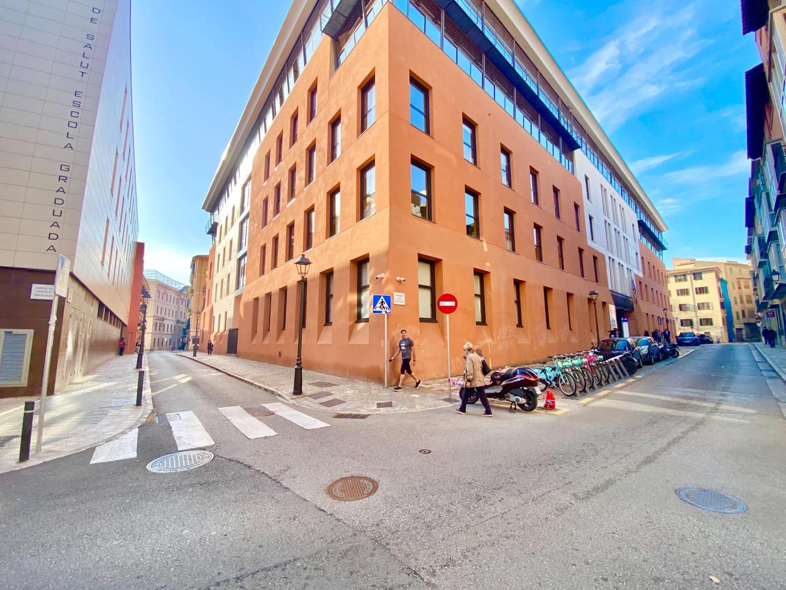 Kommersiell til salgs i Palma de Mallorca - € 890 000 (Ref: 9468451)