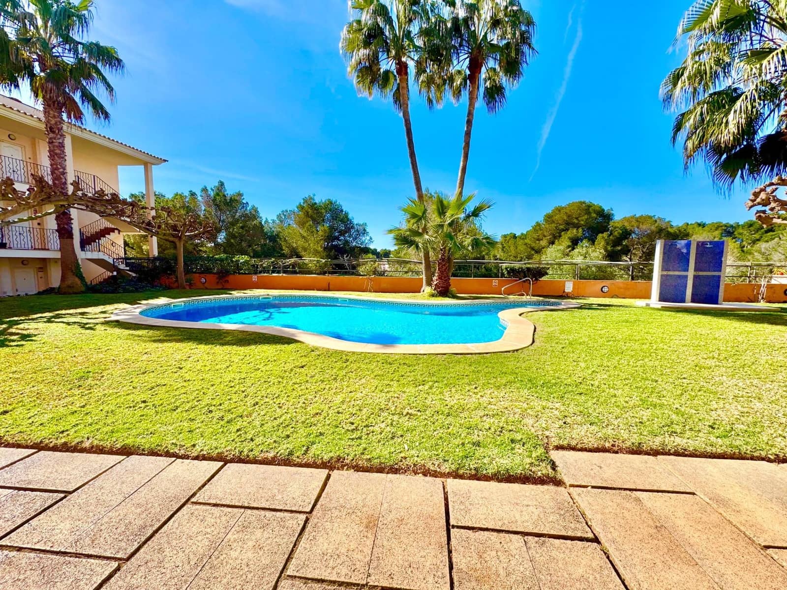 2 makuuhuone Asunto vuokrattavana paikassa Cala Pi mukana uima-altaan - 1 600 € (Ref: 9468452)