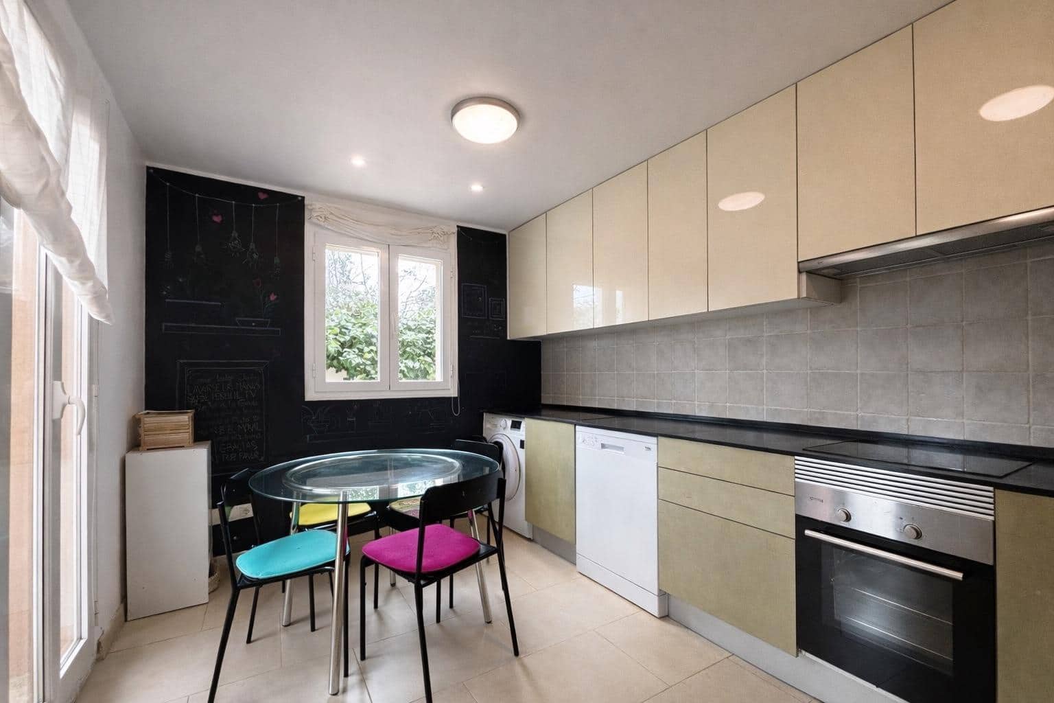 3 slaapkamer Rijtjeshuis te koop in Palmanyola - € 650.000 (Ref: 9470369)