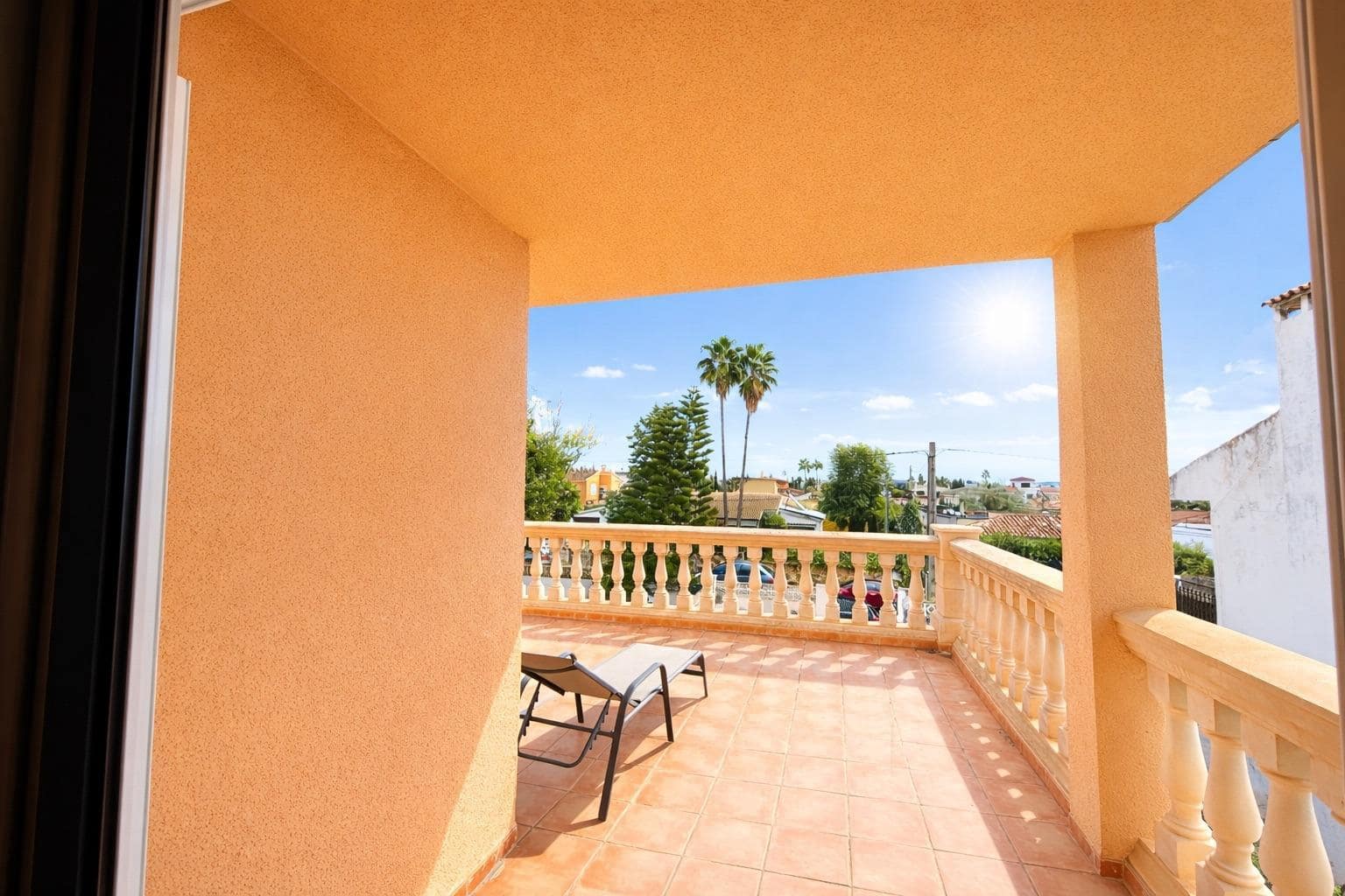 3 bedroom Semi-detached Villa for sale in Palmanyola with garage - € 650,000 (Ref: 9470369)