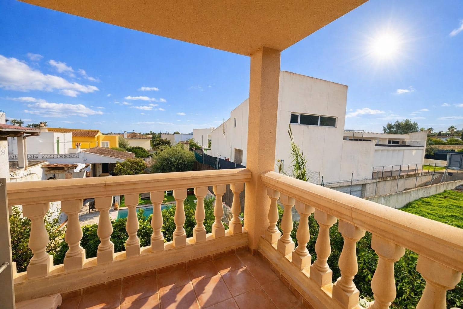 3 bedroom Semi-detached Villa for sale in Palmanyola with garage - € 625,000 (Ref: 9470369)