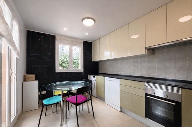 3 slaapkamer Halfvrijstaande villa te koop in Palmanyola, Bunyola met garage - € 625.000 (Ref: 9470369)