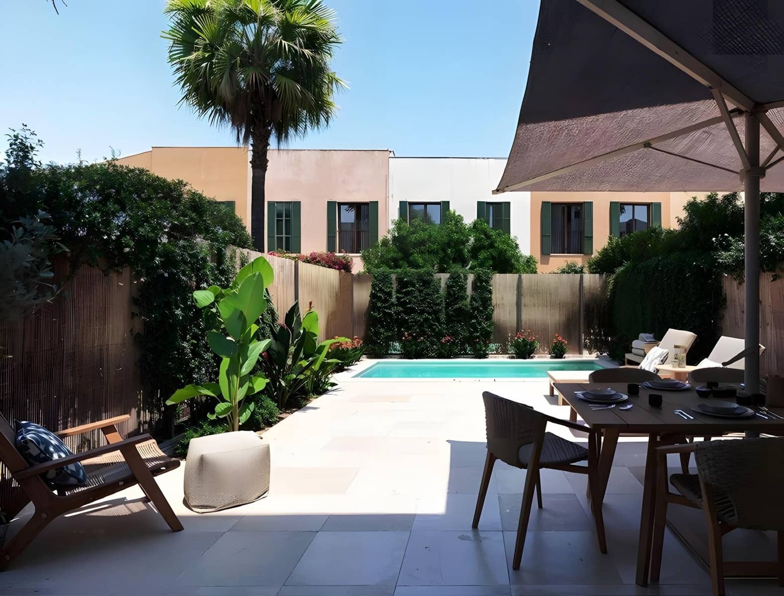 3 slaapkamer Rijtjeshuis te koop in Campos met zwembad garage - € 685.000 (Ref: 9470371)