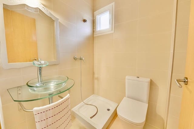 Adosado de 4 habitaciones en Palmanyola, Bunyola en venta - 650.000 € (Ref: 9494578)