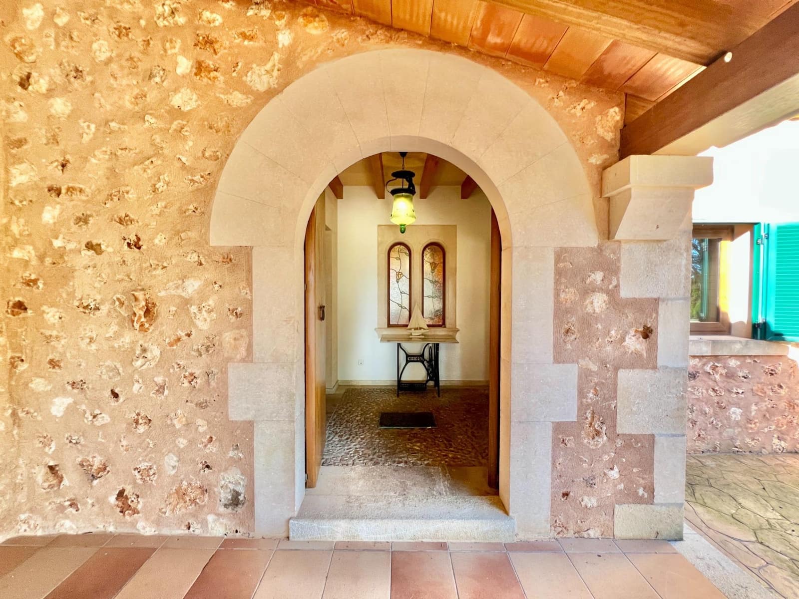 6 slaapkamer Finca/Landhuis te huur in Campos met zwembad garage - € 3.500 (Ref: 9502241)