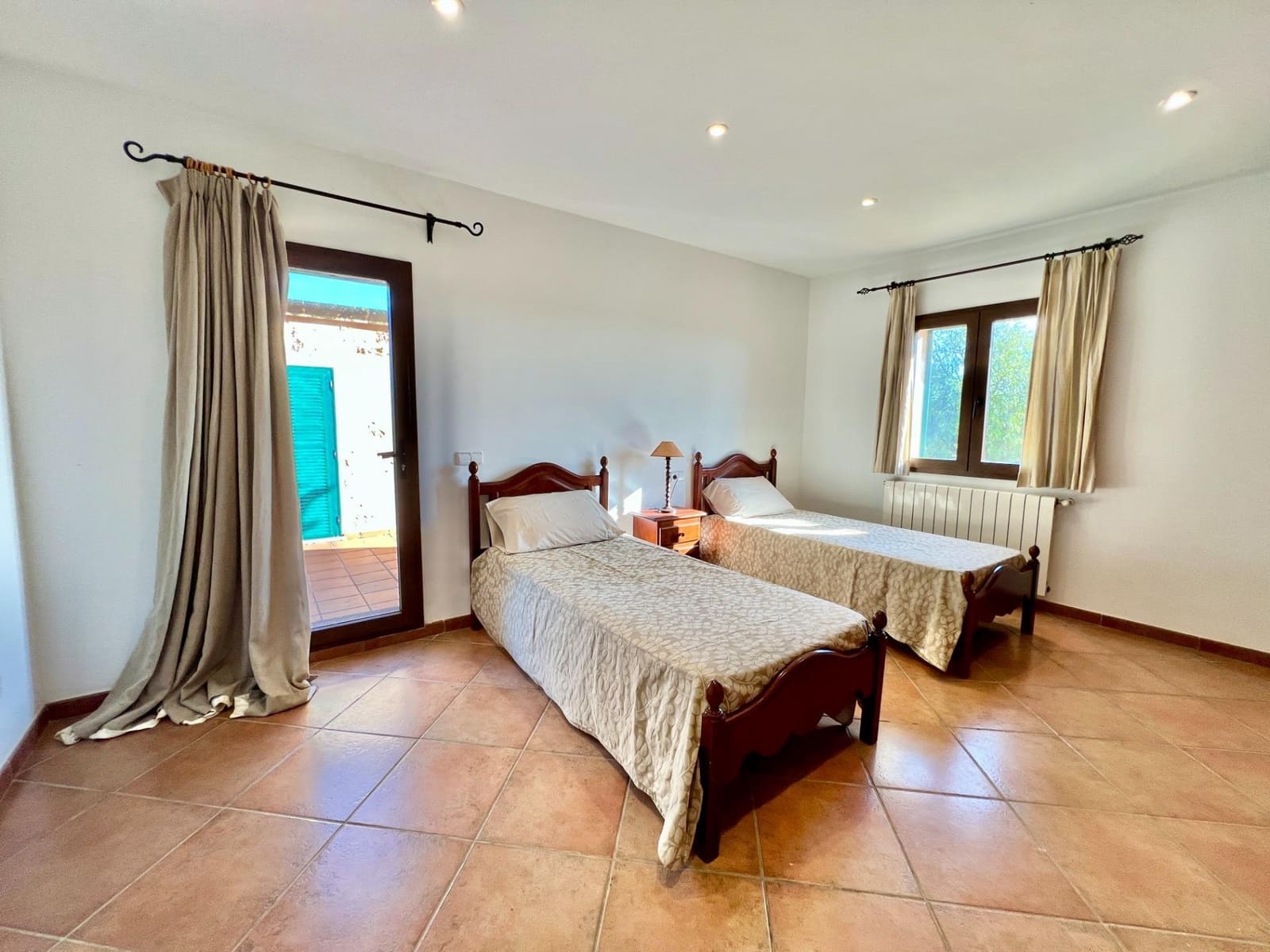 6 slaapkamer Finca/Landhuis te huur in Campos met zwembad garage - € 3.500 (Ref: 9502241)