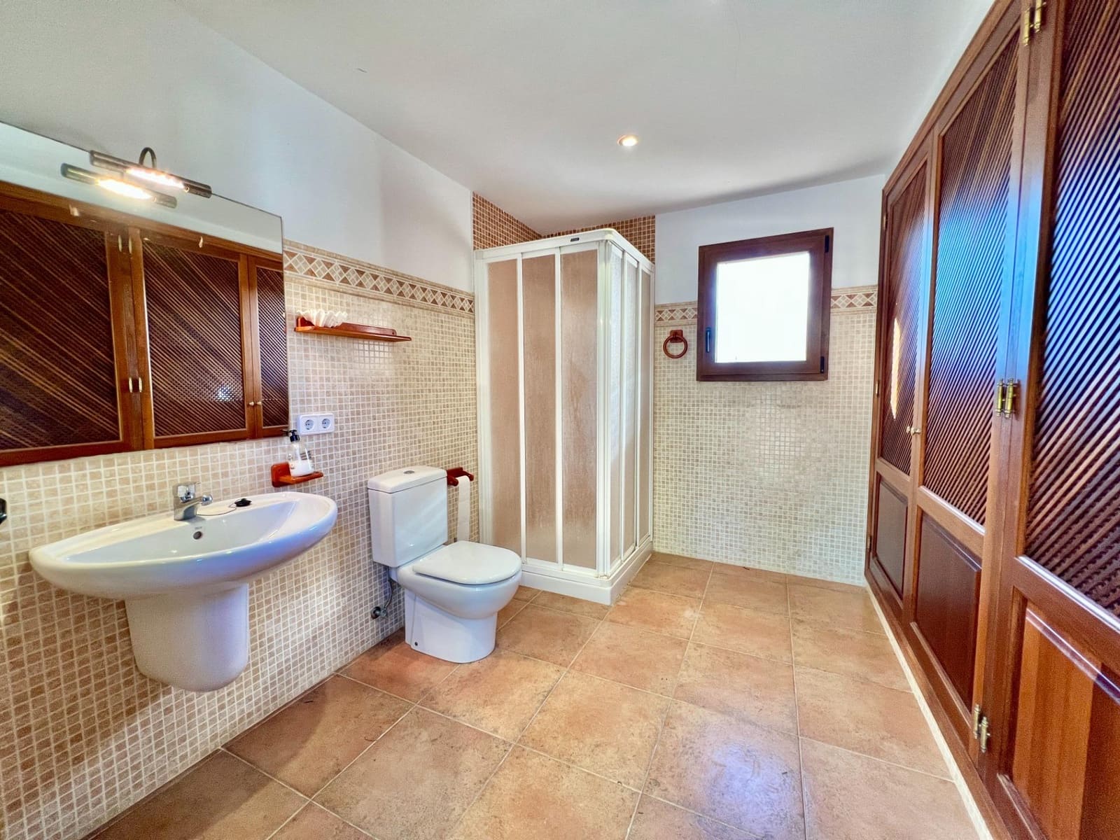 6 slaapkamer Finca/Landhuis te huur in Campos met zwembad garage - € 3.500 (Ref: 9502241)