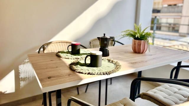 Appartement de 2 chambres à louer à Puerto de Andratx, Andratx - 1 900 € (Ref: 9516074)