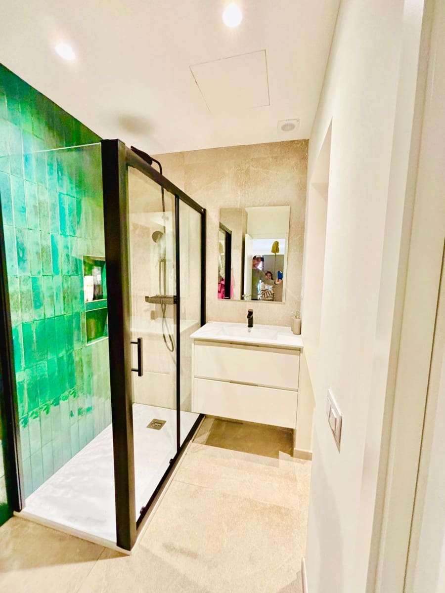 Piso de 2 habitaciones en Puerto de Andratx en alquiler - 1.800 € (Ref: 9516074)