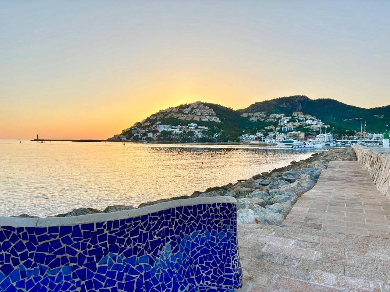 Piso de 2 habitaciones en Puerto de Andratx en alquiler - 1.800 € (Ref: 9516074)