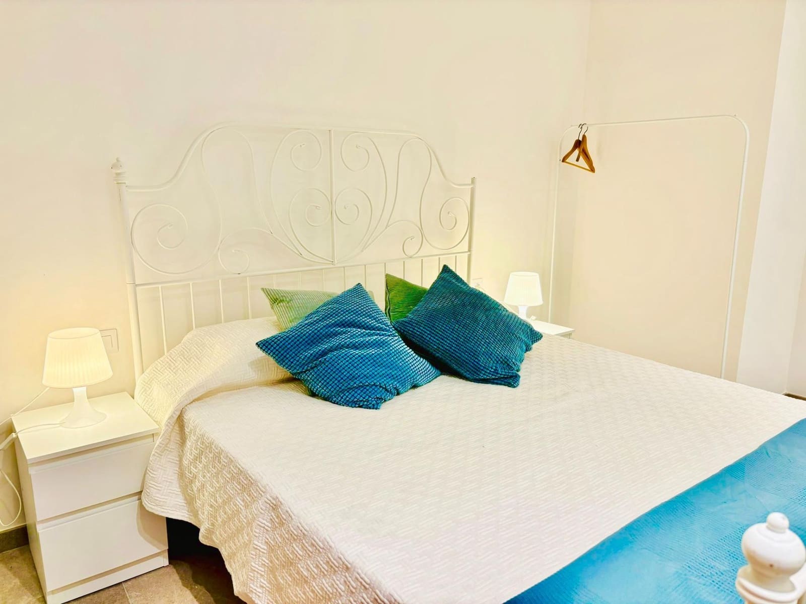 Piso de 2 habitaciones en Puerto de Andratx en alquiler - 1.800 € (Ref: 9516074)