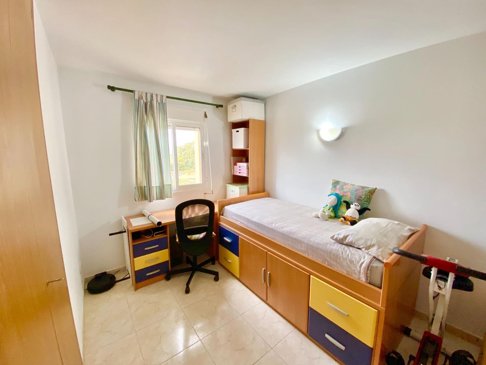 2 slaapkamer Flat te koop in Puerto de Alcudia met garage - € 285.000 (Ref: 9516076)