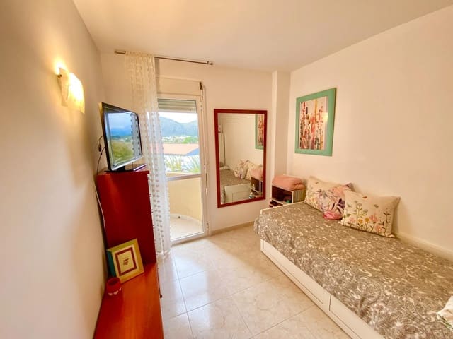 2 slaapkamer Flat te koop in Puerto de Alcudia, Alcúdia met garage - € 285.000 (Ref: 9516076)