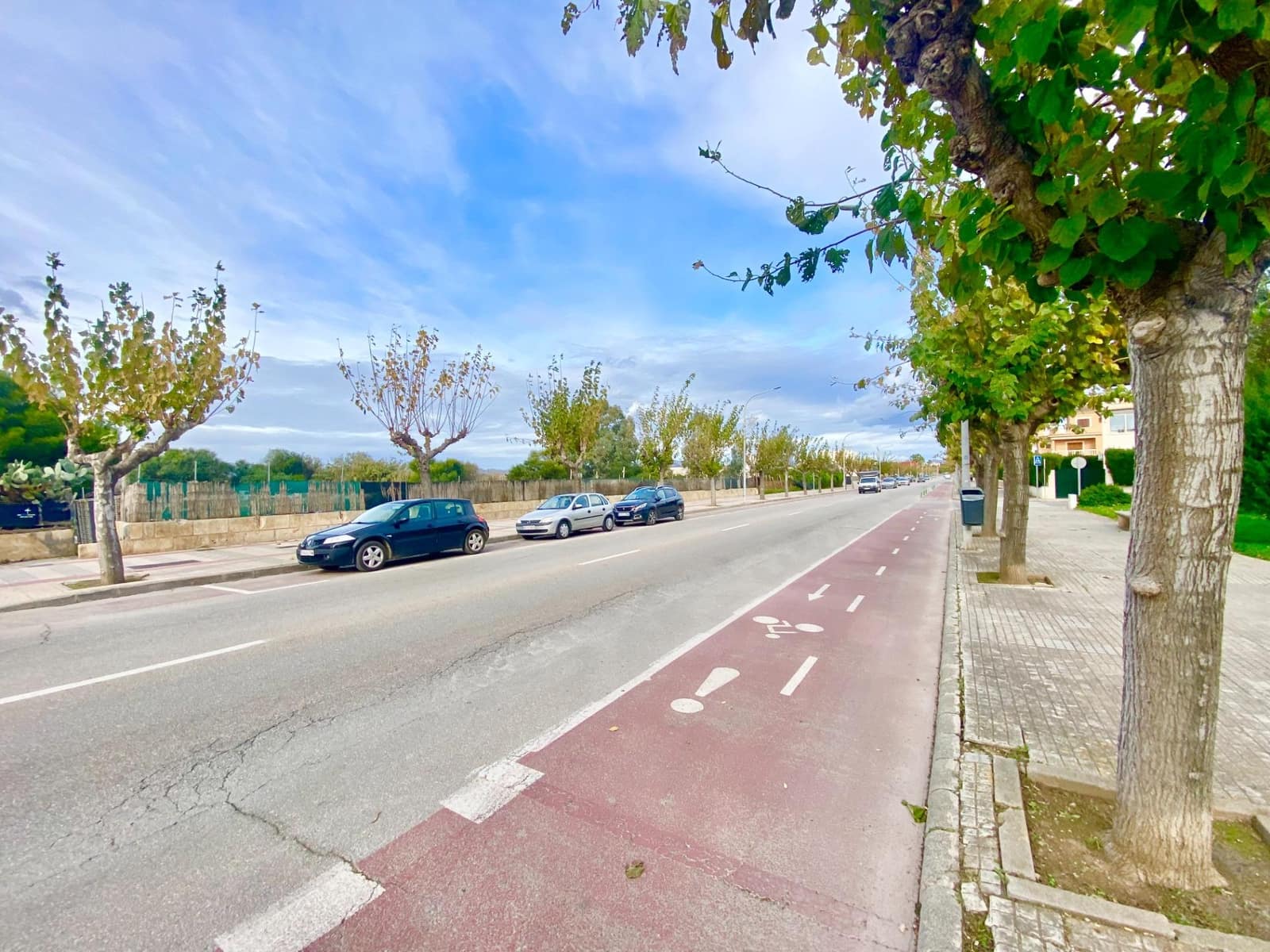 2 slaapkamer Flat te koop in Puerto de Alcudia met garage - € 285.000 (Ref: 9516076)