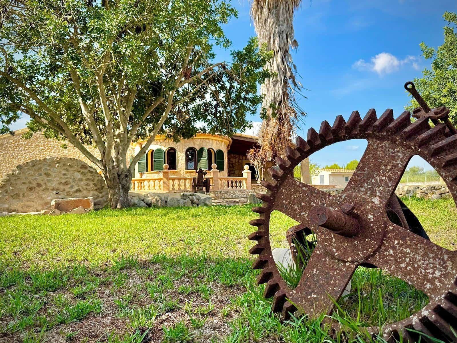 3 sypialnia Finka/Dom wiejski na sprzedaż w Buger z garażem - 980 000 € (Ref: 9518871)