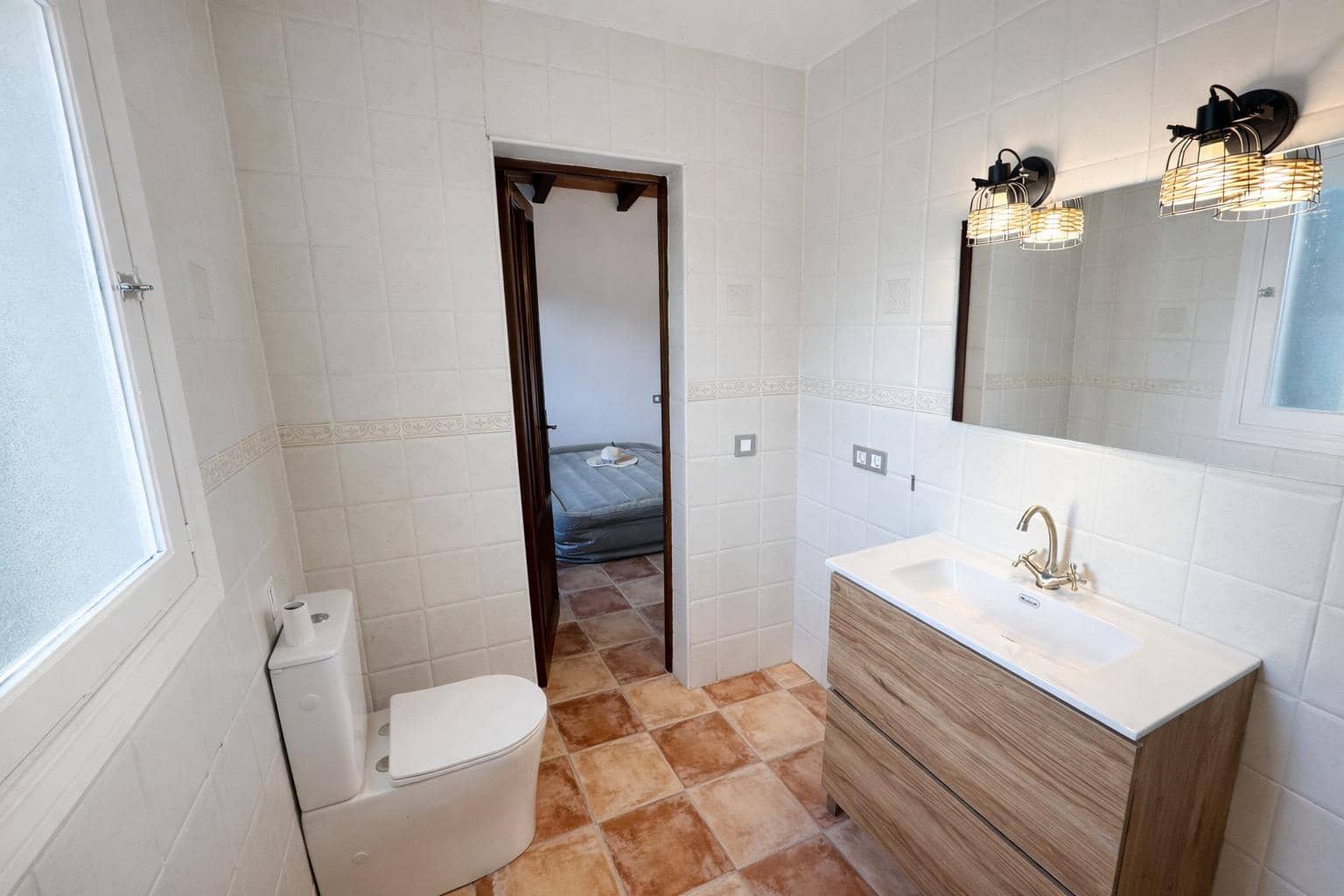3 sypialnia Finka/Dom wiejski na sprzedaż w Buger z garażem - 980 000 € (Ref: 9518871)