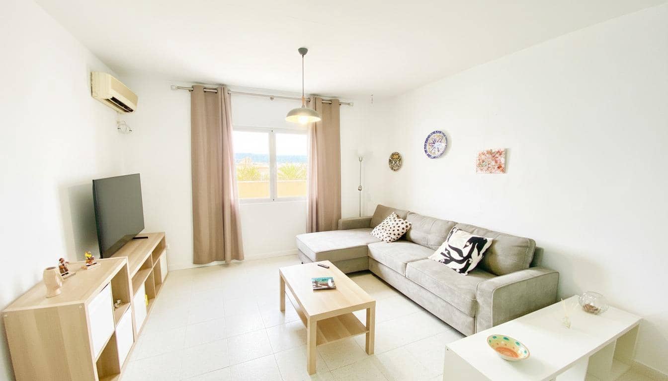 Appartement de 2 chambres à louer à Palma de Mallorca - 2 000 € (Ref: 9535886)