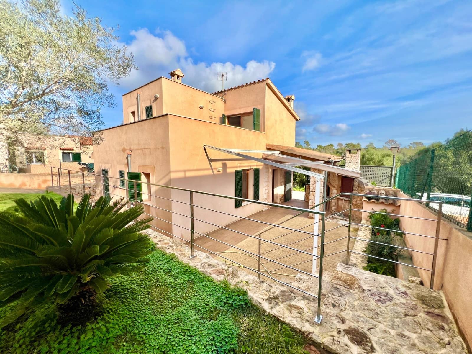 3 soveværelse Villa til leje i Santanyi med garage - € 2.700 (Ref: 9543554)