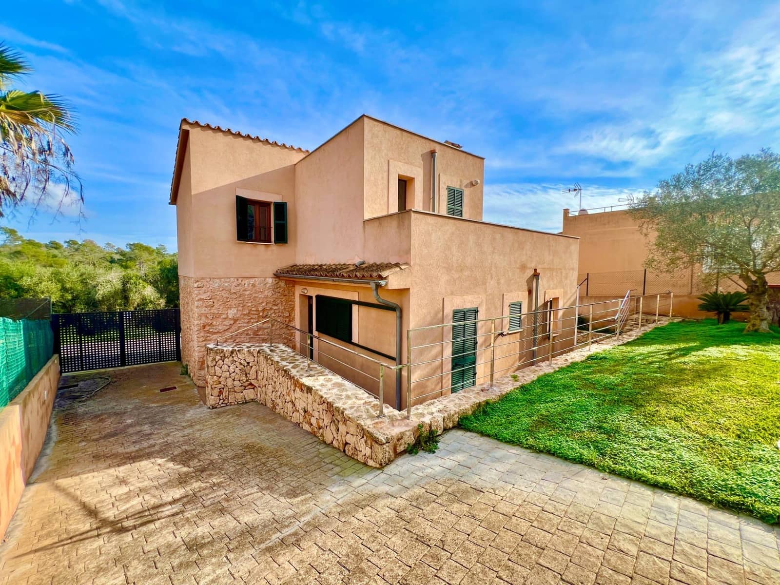 3 soveværelse Villa til leje i Santanyi med garage - € 2.500 (Ref: 9543554)