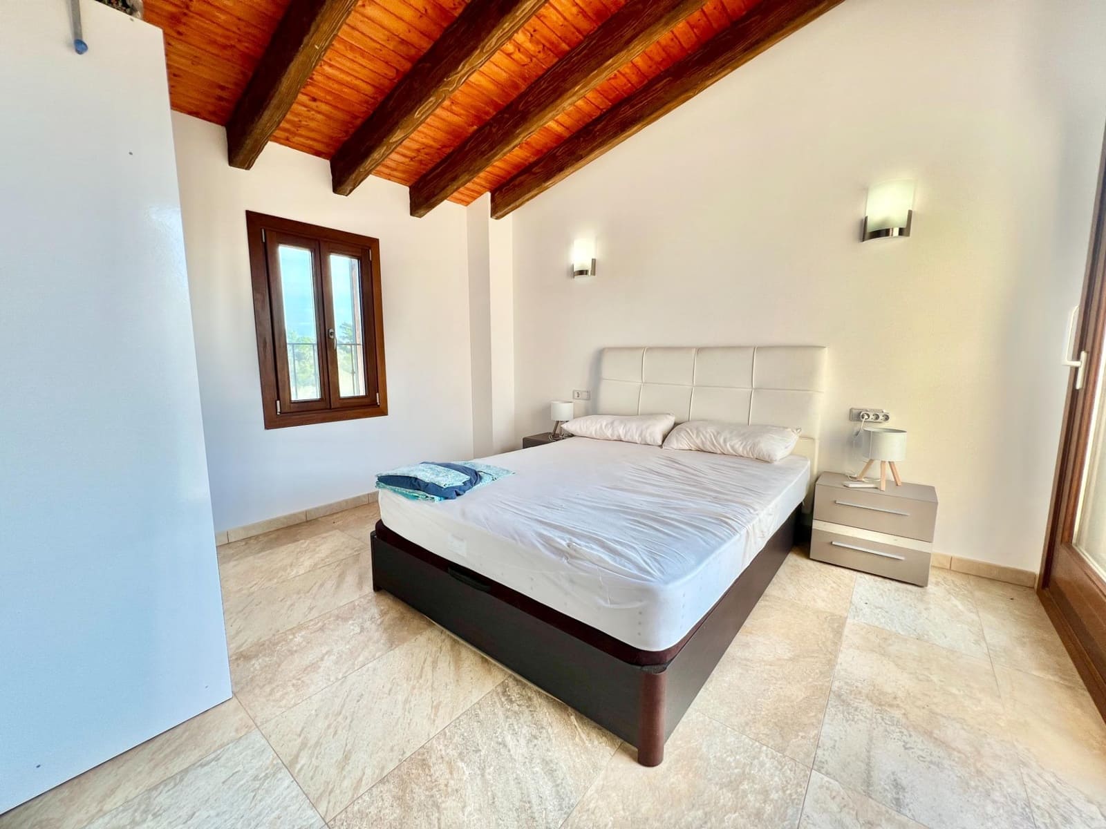 3 soveværelse Villa til leje i Santanyi med garage - € 2.500 (Ref: 9543554)